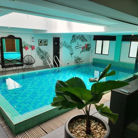 The Boutique Residence Hotel George Town Ngoại thất bức ảnh