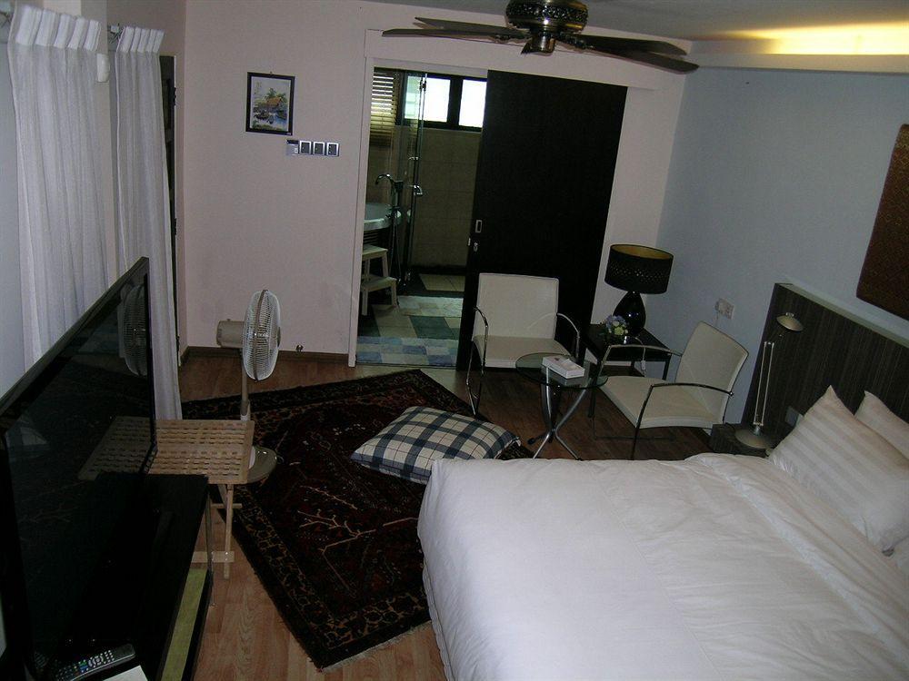 The Boutique Residence Hotel George Town Ngoại thất bức ảnh
